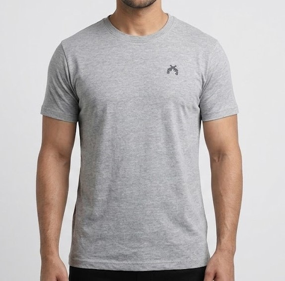 MINIMALIST EMBROIDERED SHORT-SLEEVE T-SHIRT